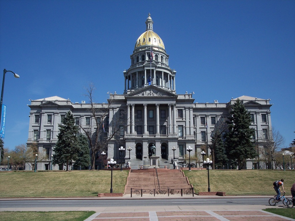 Colorado House of Representatives passes ban on sale of assault weapons