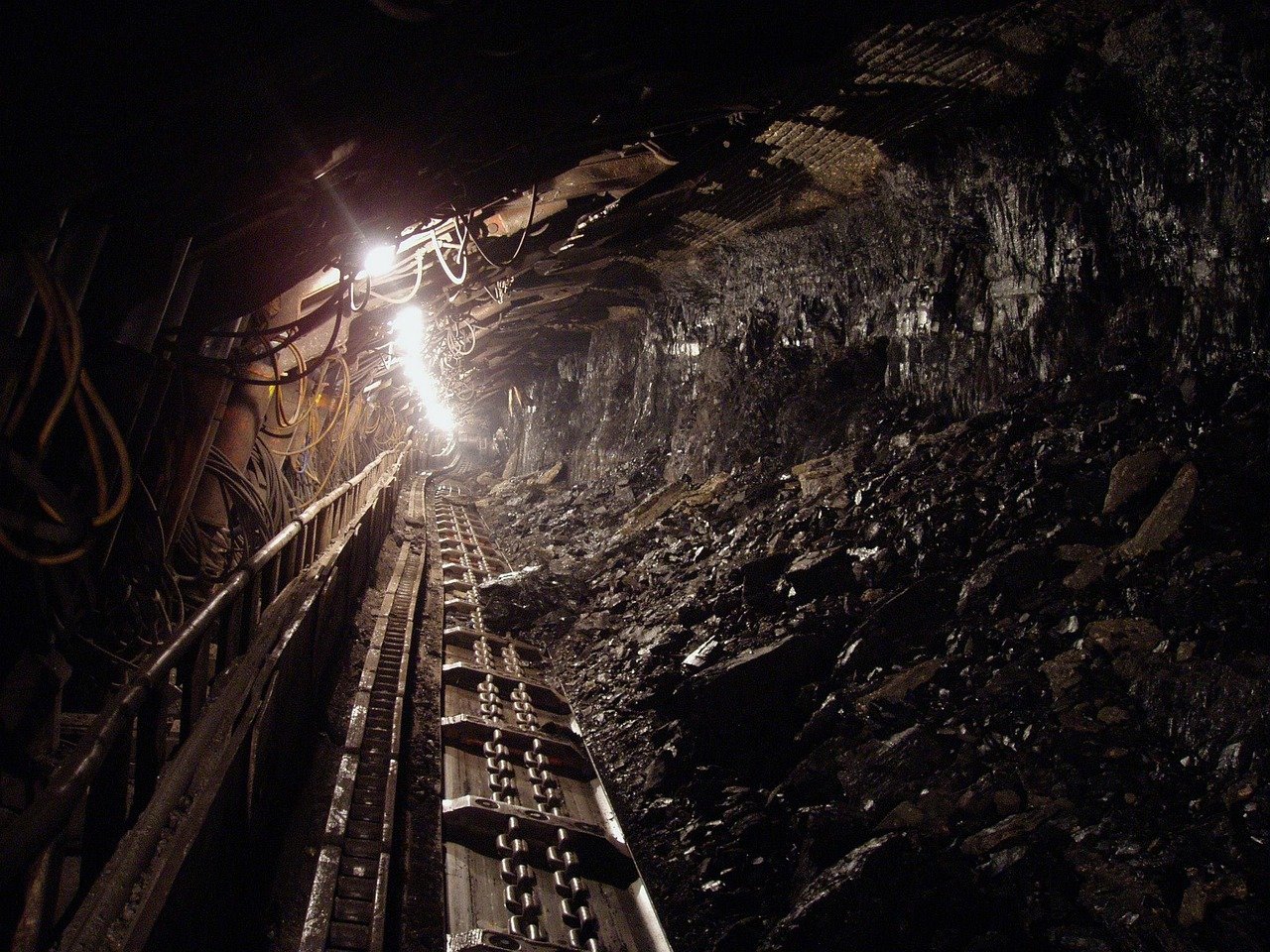 Police condemned as deaths of 78 miners confirmed in South Africa mine rescue operation
