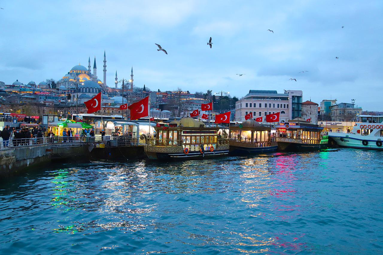 Rights group welcomes acquittal of Türkiye lawyer amid ongoing repression of human rights activists