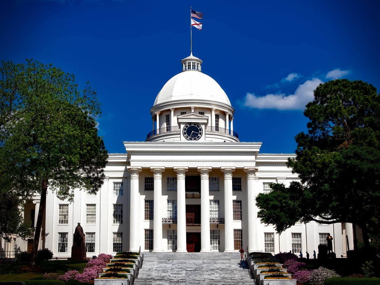 Alabama senator proposes bill to protect IVF practitioners amidst state supreme court ruling backlash