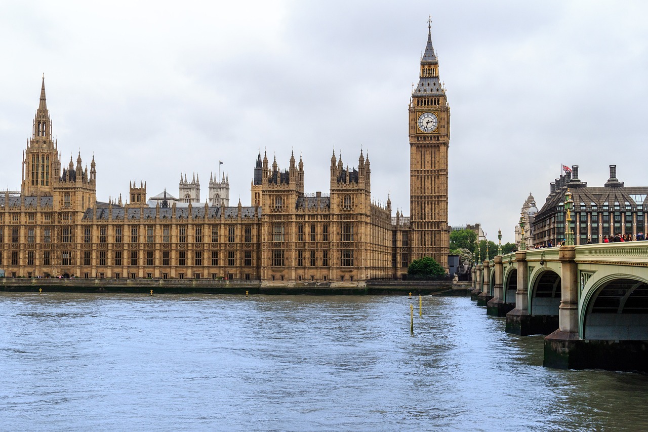 UK Illegal Migration Act will introduce 'perma-backlog' of asylum seekers: independent report