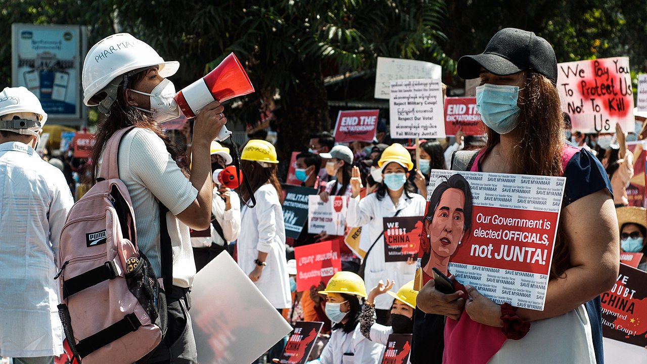 Myanmar releases 5,864 prisoners to commemorate 77th anniversary of independence