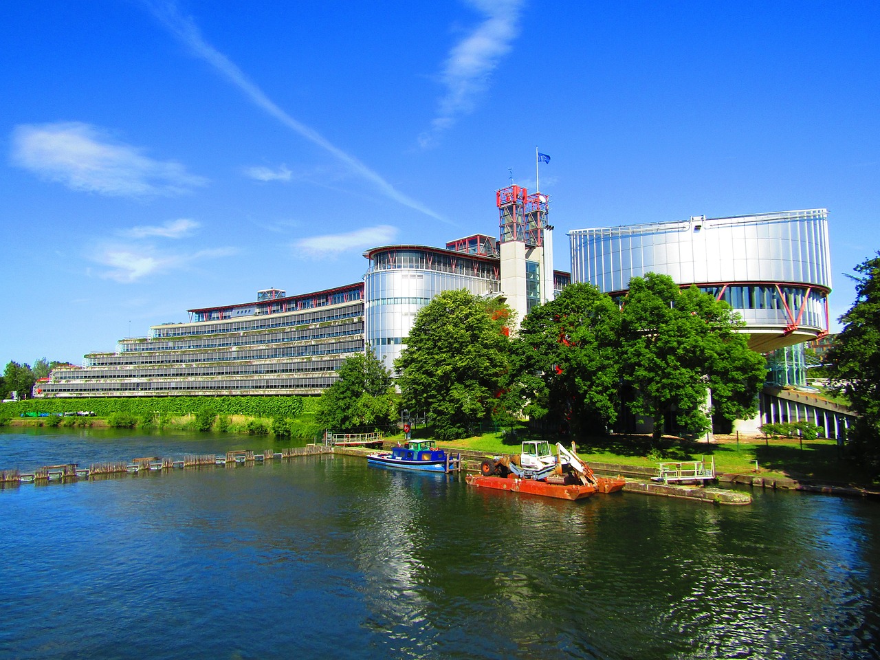 Families file case at ECtHR over alleged UK bereavement benefits discrimination