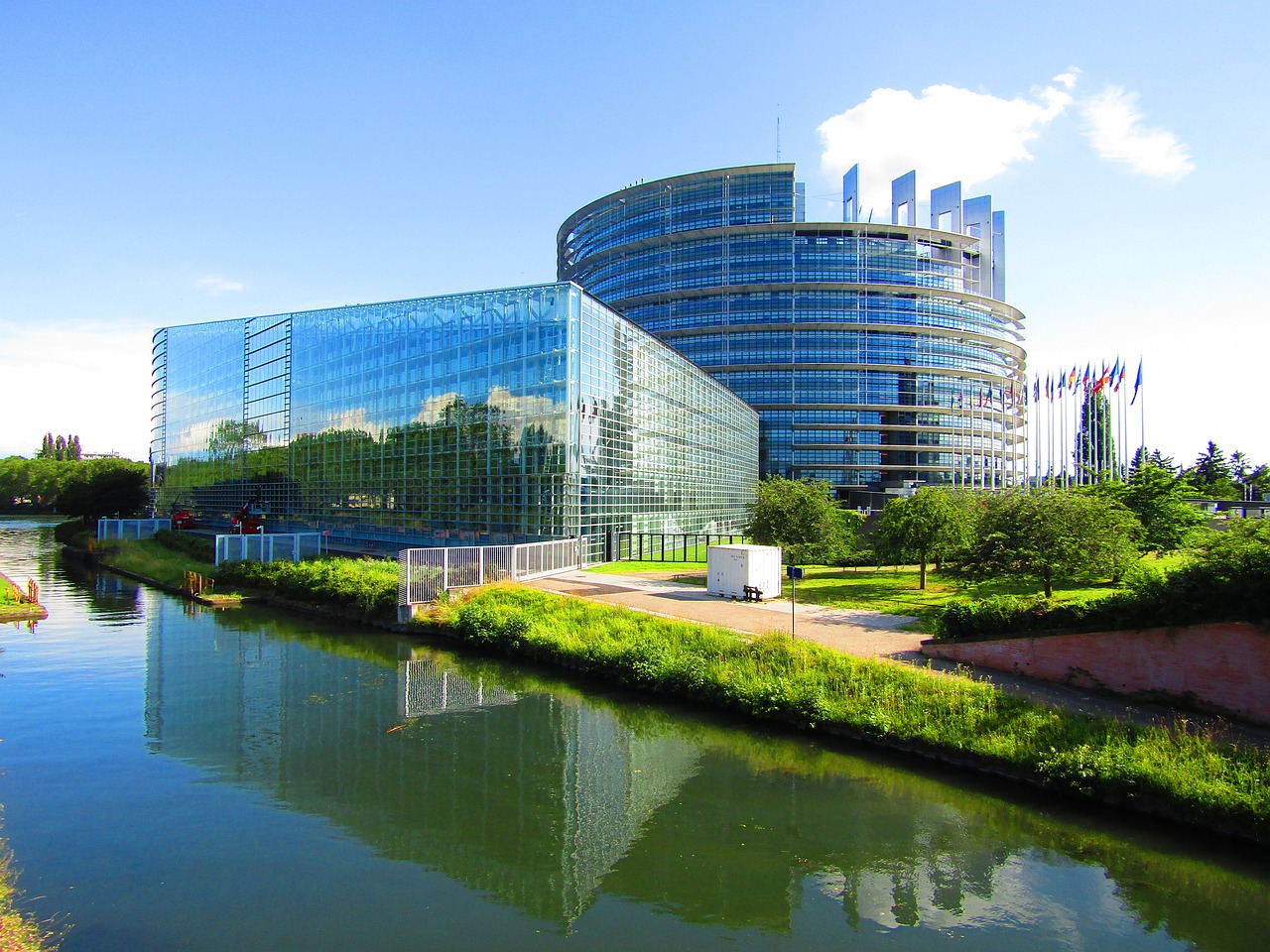 EU Parliament approves ban on products made with forced labour