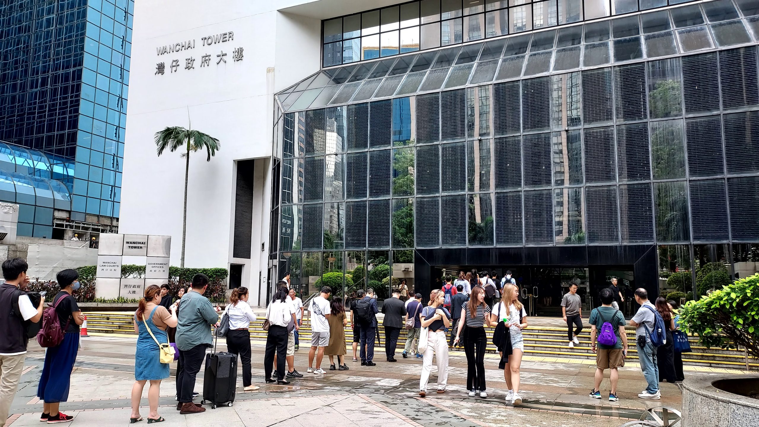 Hong Kong social worker who mediated 2019 anti-government protests convicted for rioting