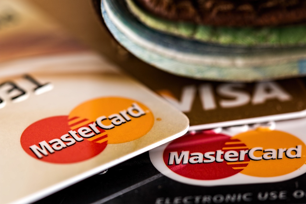 Texas judge blocks federal rule intended to reduce credit card late fees
