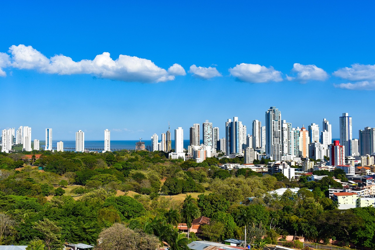 Rights group urges Panama to strengthen rights protection within climate relocation decree