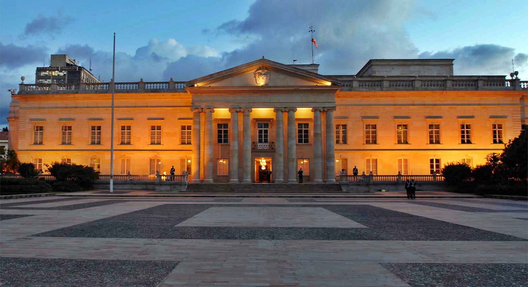 Colombia cuts to Ombudsperson's office imperil human rights, watchdog group warns