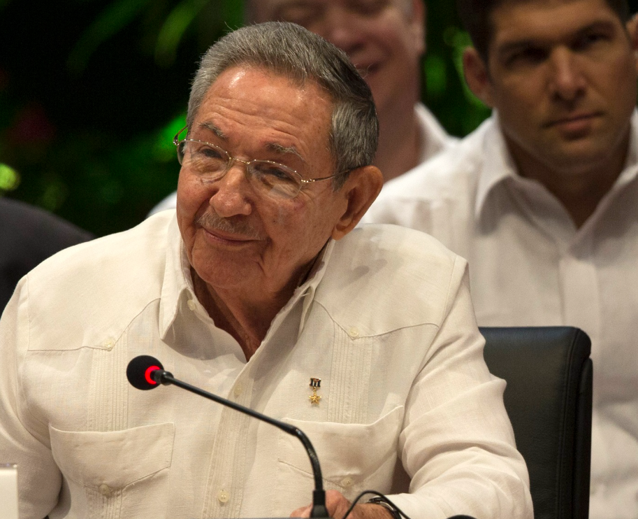 Florida issues arrest warrant for former Cuban leader Raúl Castro over 1996 shootdown